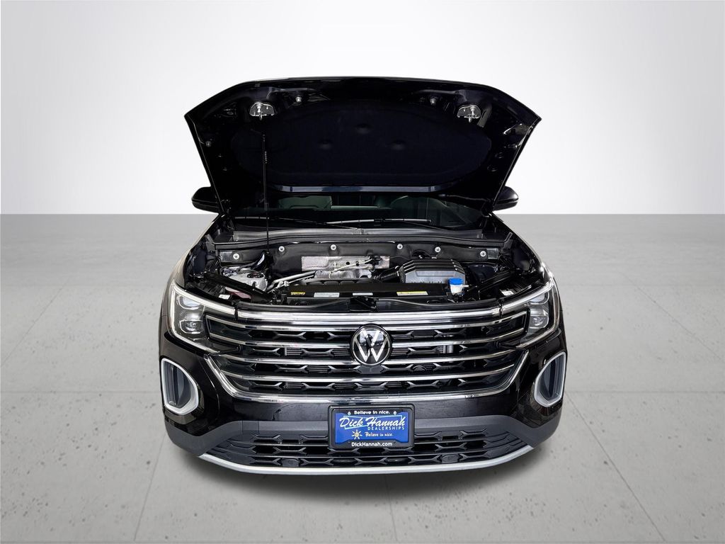 2025 Volkswagen Atlas 2.0T SE