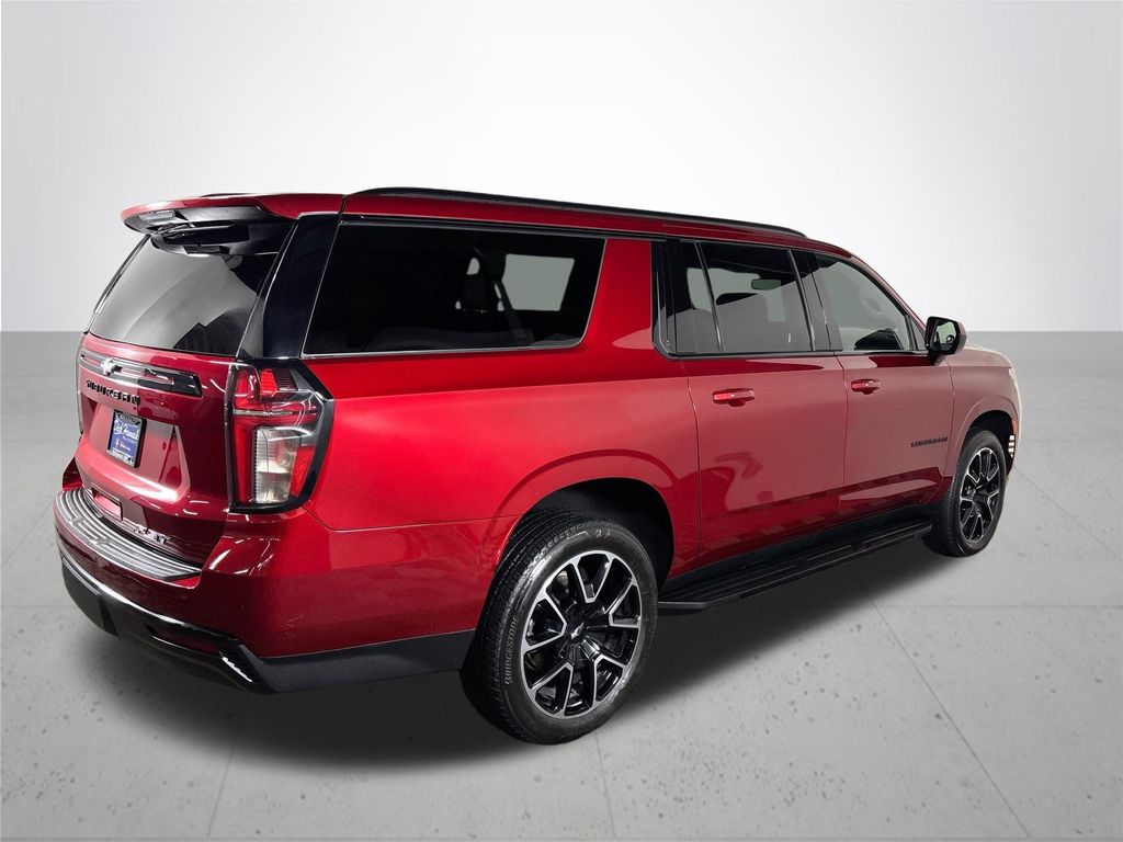 2024 Chevrolet Suburban RST
