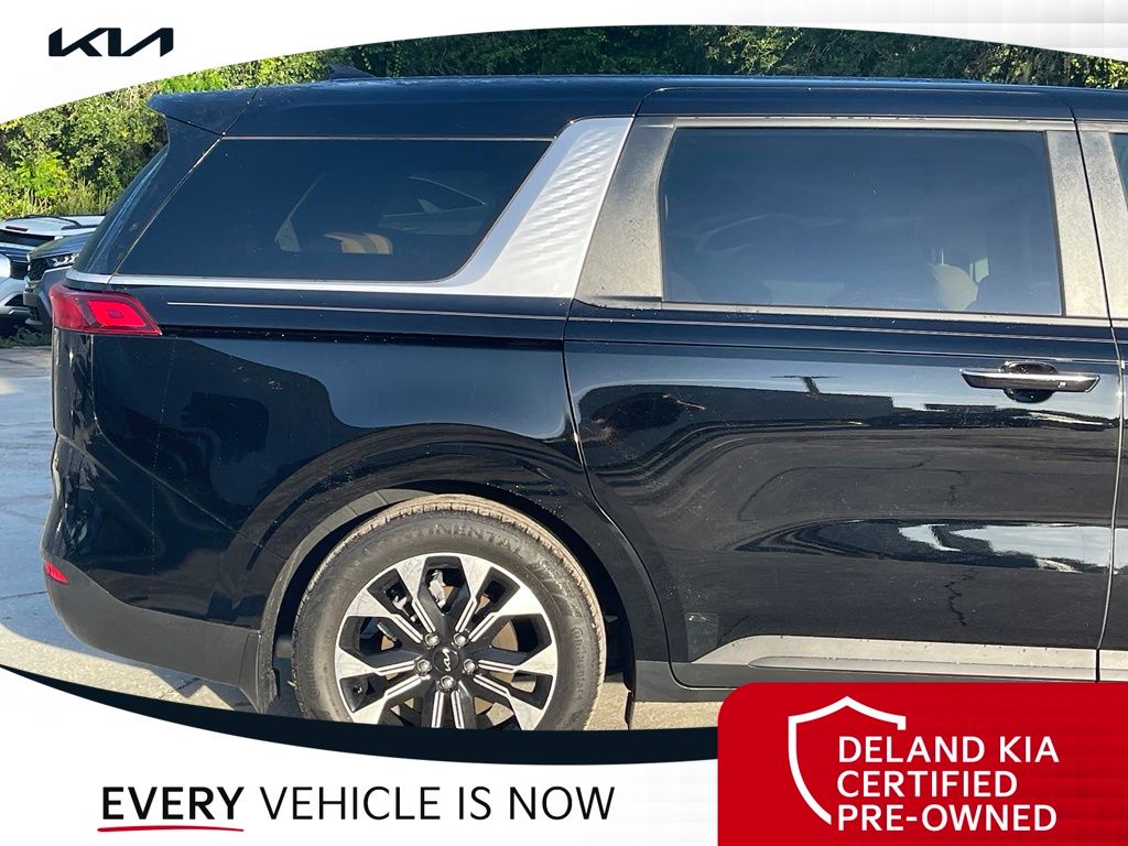 2024 Kia Carnival EX - Photo 8