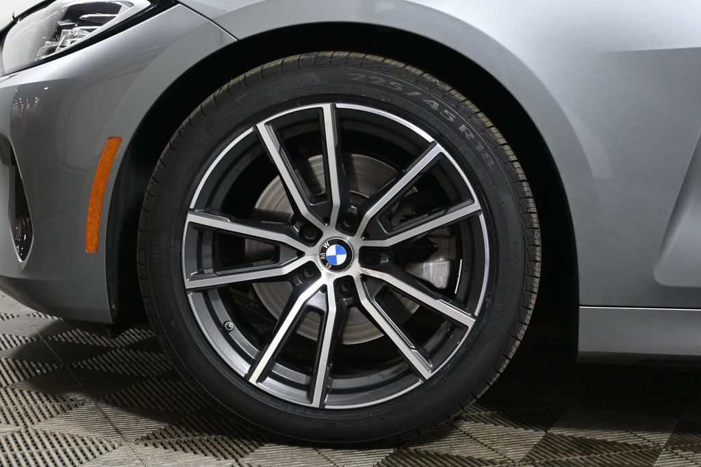 Thumbnail: 2023 BMW 4 Series - 20