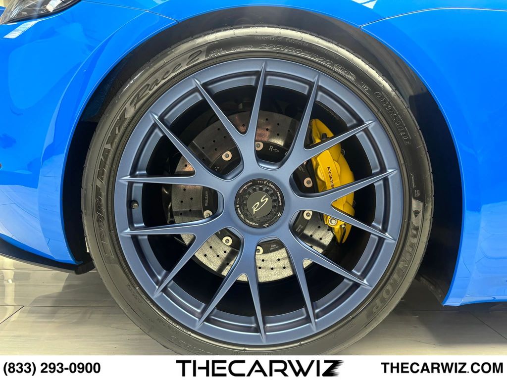 2023 Porsche 718 Cayman
