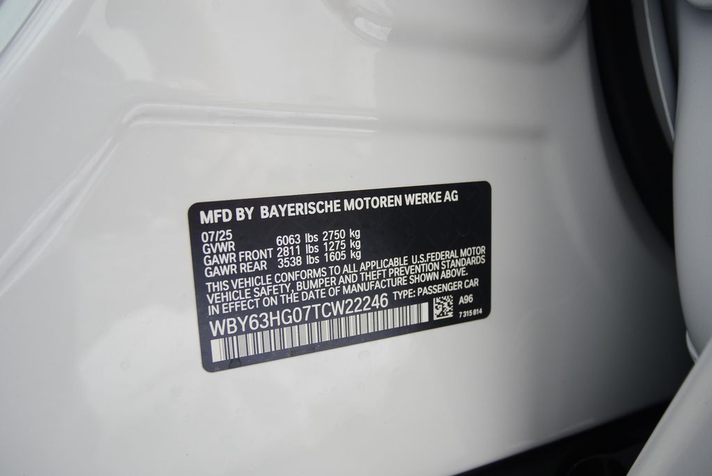 Thumbnail: 2026 BMW i5 - 26