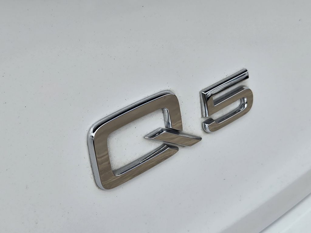 used 2024 Audi Q5 car, priced at $35,271