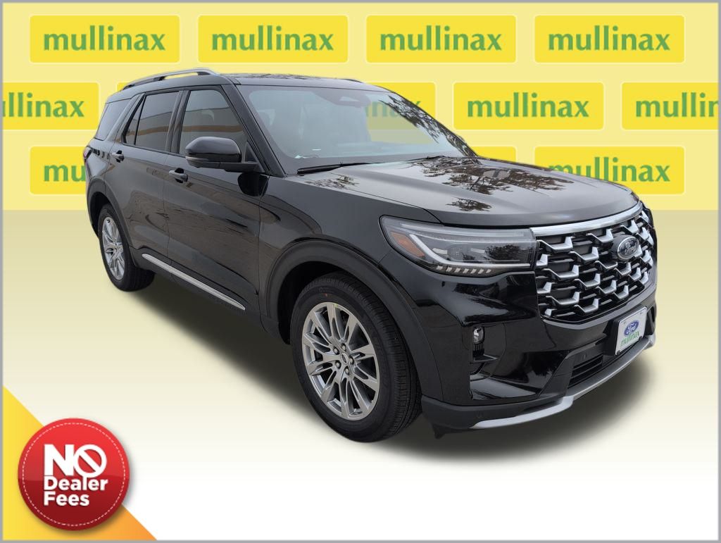 2026 Ford Explorer Platinum's photo