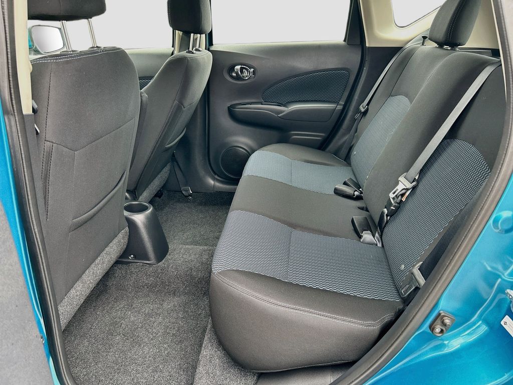 Thumbnail: 2015 Nissan Versa Note - 21