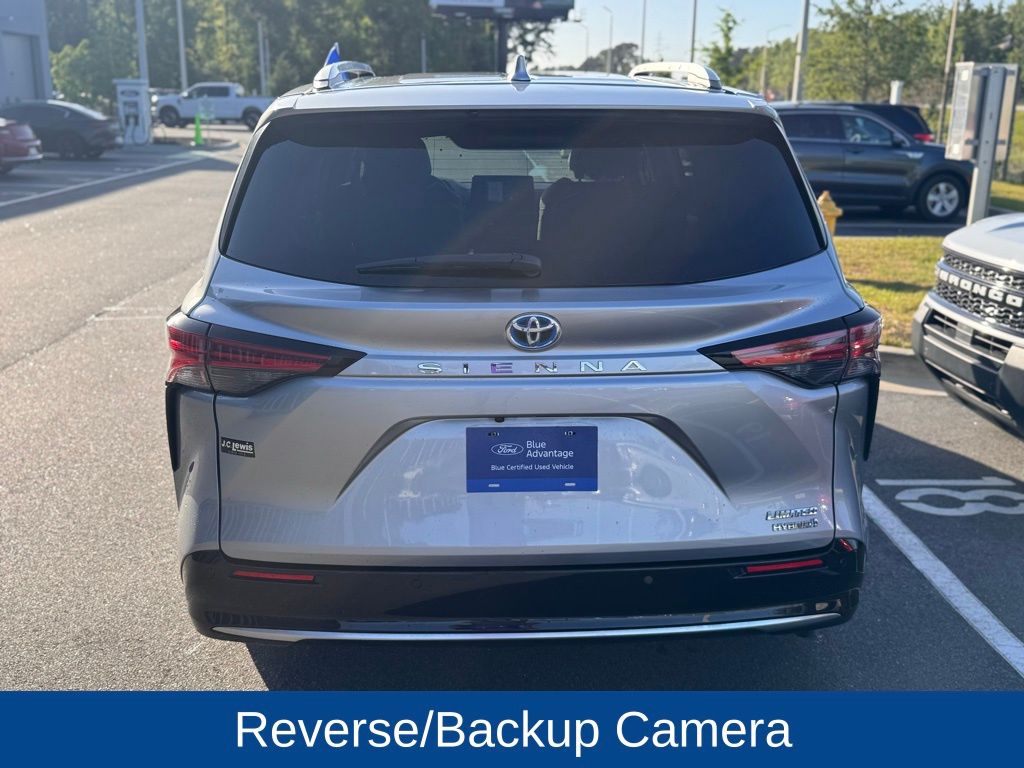 2021 Toyota Sienna Limited 7-Passenger