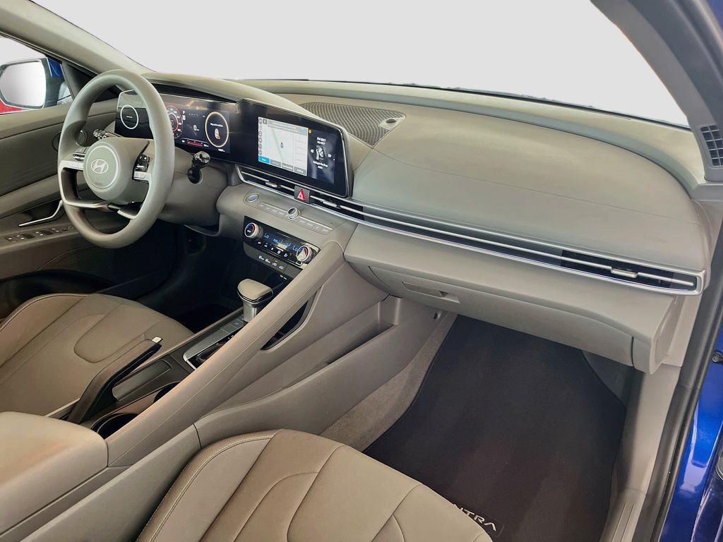 Used 2024 Blue Hyundai SEL image 29