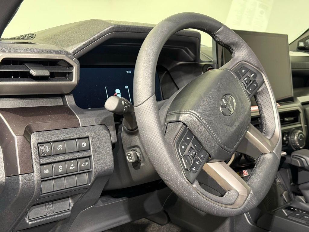 Thumbnail: 2025 Toyota 4Runner - 16