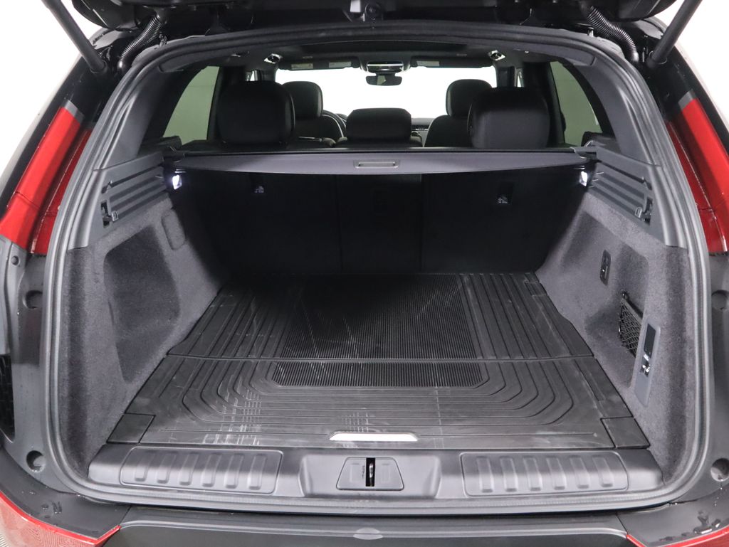 Thumbnail: 2026 Land Rover Range Rover Sport - 30