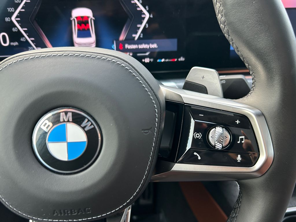 Thumbnail: 2023 BMW 7 Series - 20