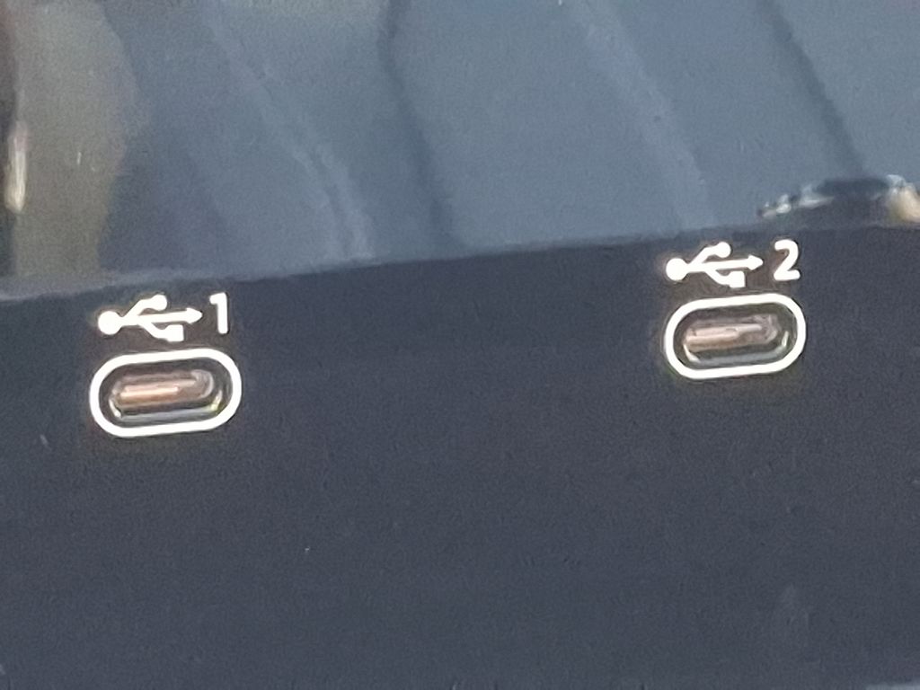 Thumbnail: 2025 Audi Q6 e-tron - 25