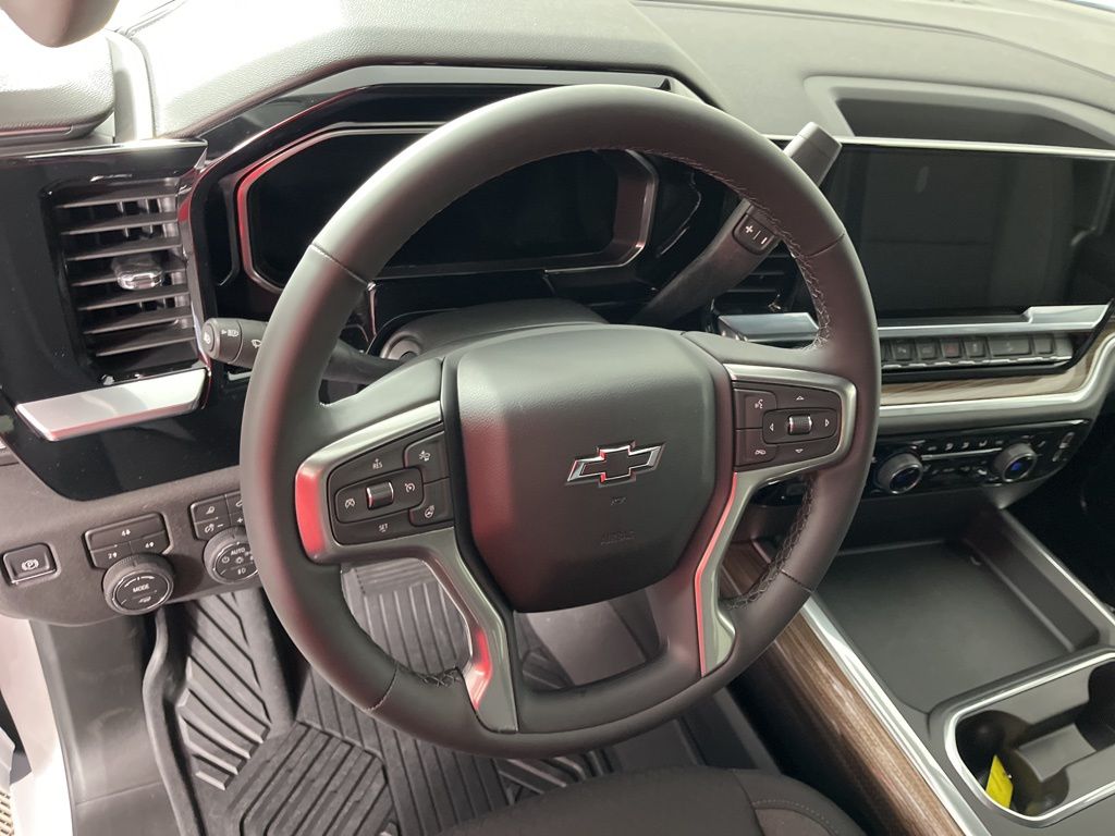 Thumbnail: 2026 Chevrolet Silverado 2500 - 29