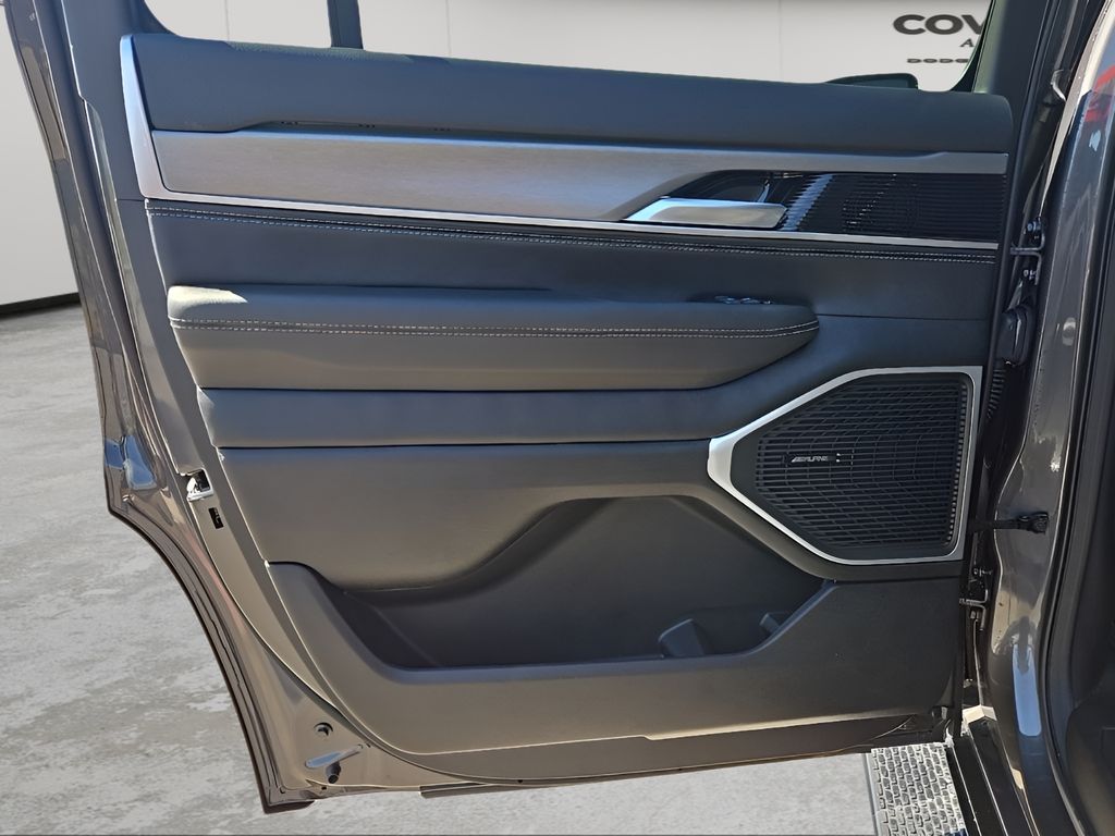 Used Car 2025 Jeep Wagoneer  Series Ii For Sale Under $70,000 In Austin, Texas