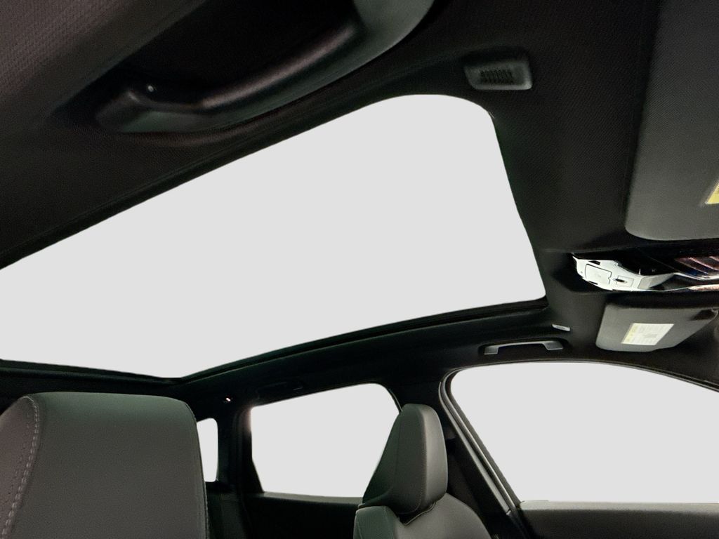 Thumbnail: 2025 BMW X3 - 16