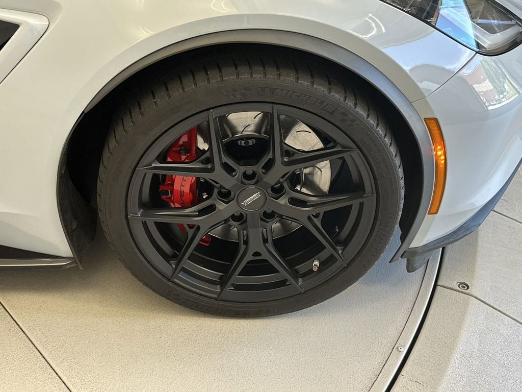 2019 Chevrolet Corvette Grand Sport 12