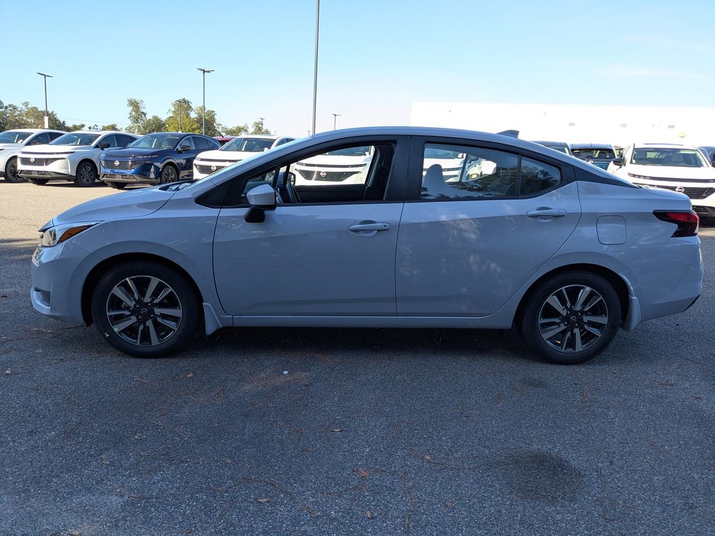 New 2025 Nissan Versa Sedan