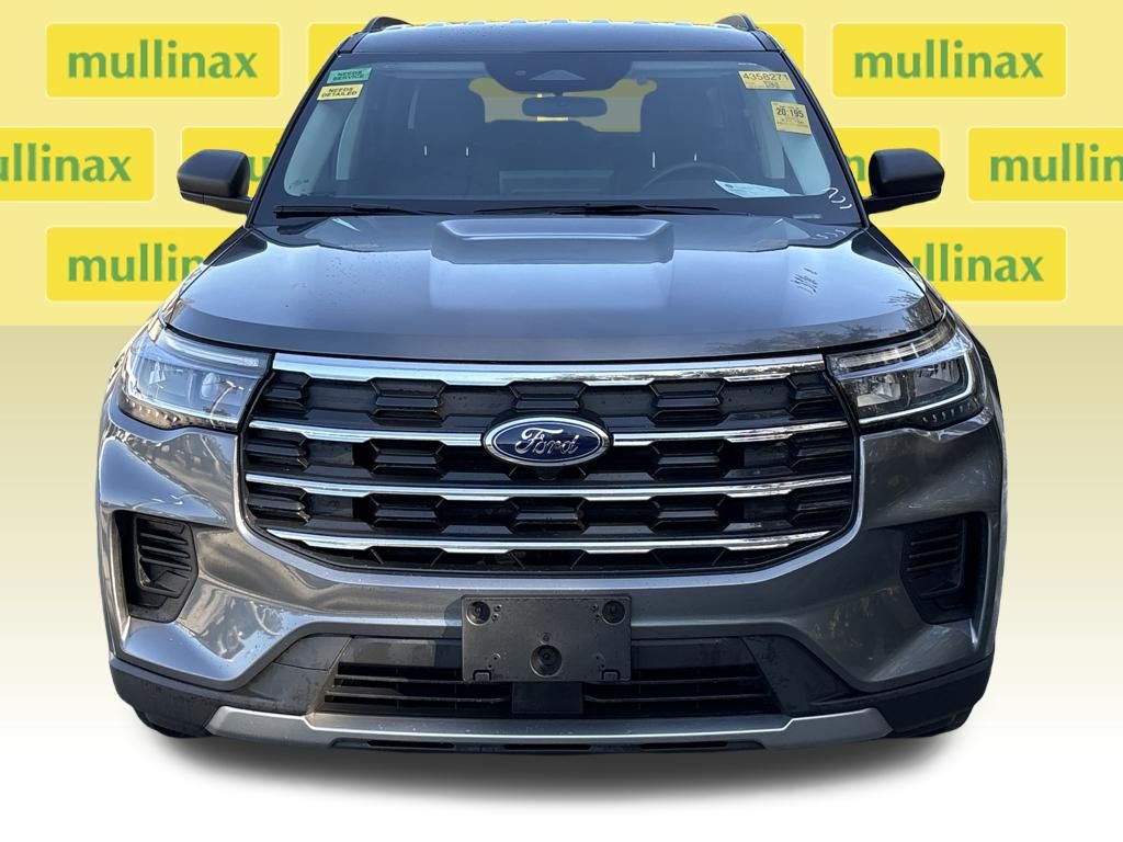 Certified Used 2025 Gray Ford Active image 24