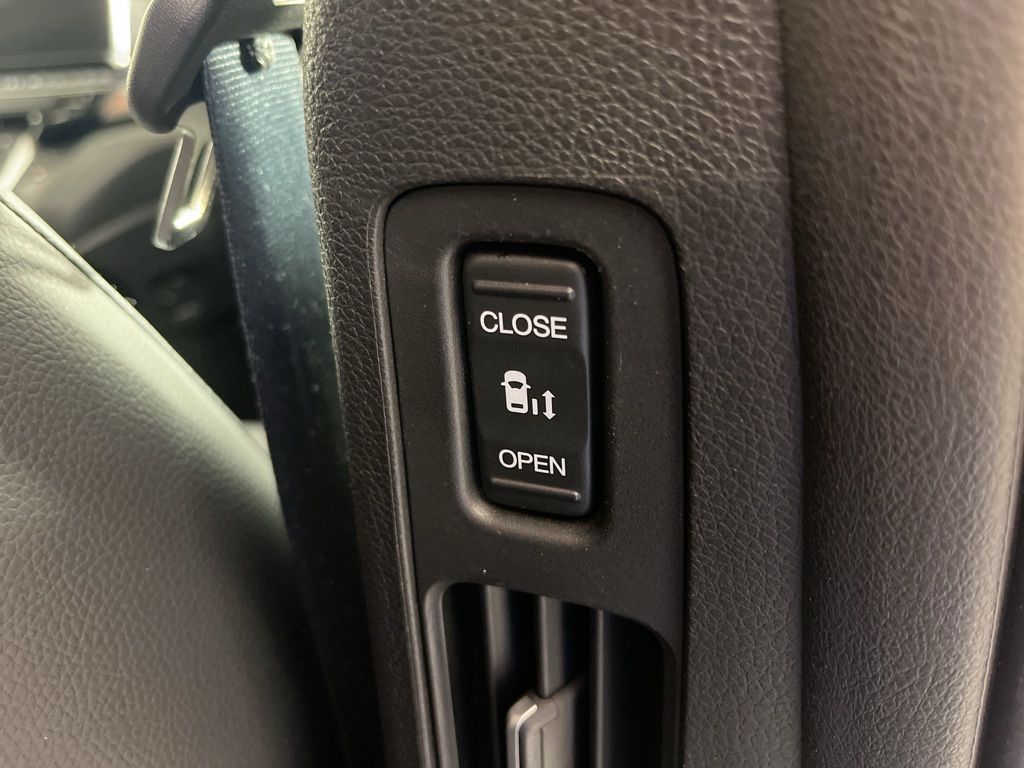 Thumbnail: 2025 Honda Odyssey - 10