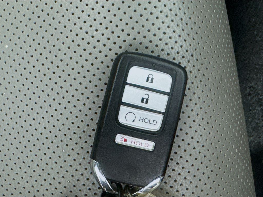 Used Car 2019 Honda Ridgeline  Rtl-t For Sale Under $25,000 In Austin, Texas