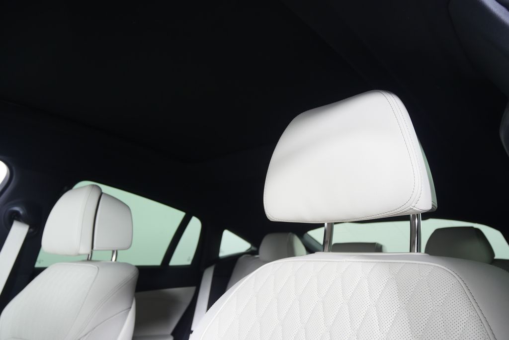 Thumbnail: 2026 BMW X6 - 11