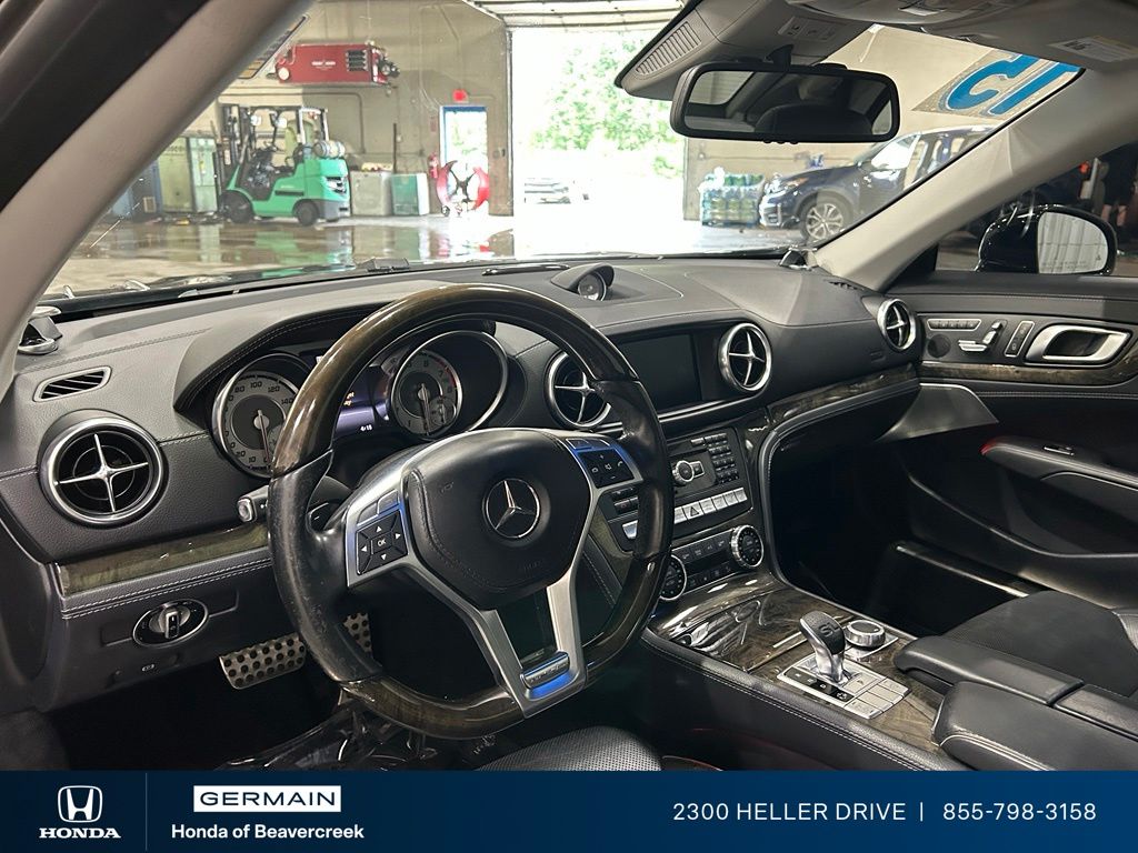 Used 2015 Black Mercedes-Benz SL 400 Roadster image 15