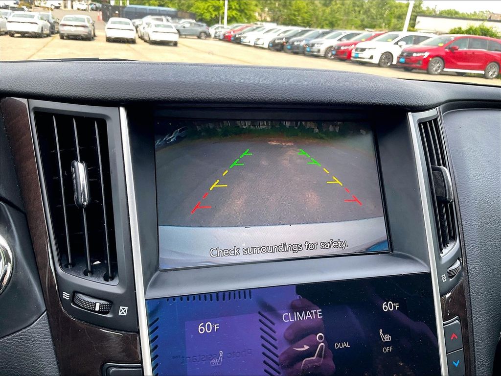 2018 INFINITI Q50 — photo 18