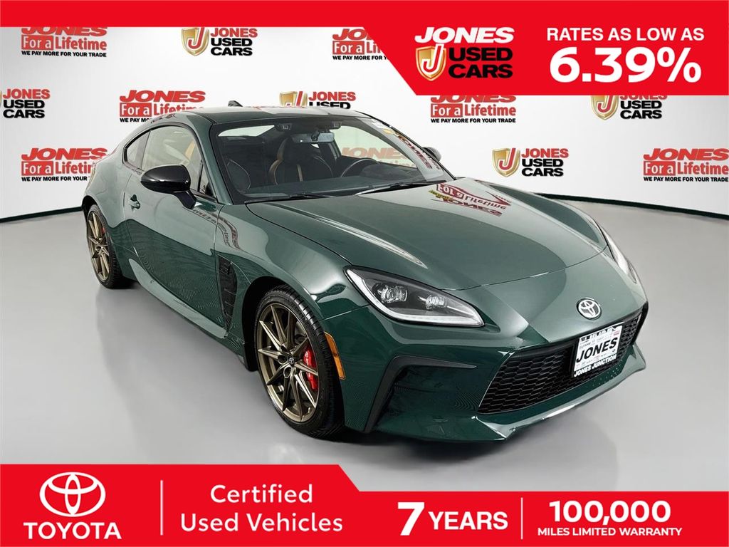 Green 2025 Toyota GR86 Coupe Rear-Wheel Drive 6-Speed Automatic