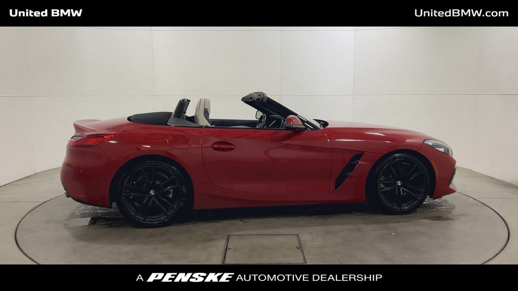 Thumbnail: 2019 BMW Z4 - 9