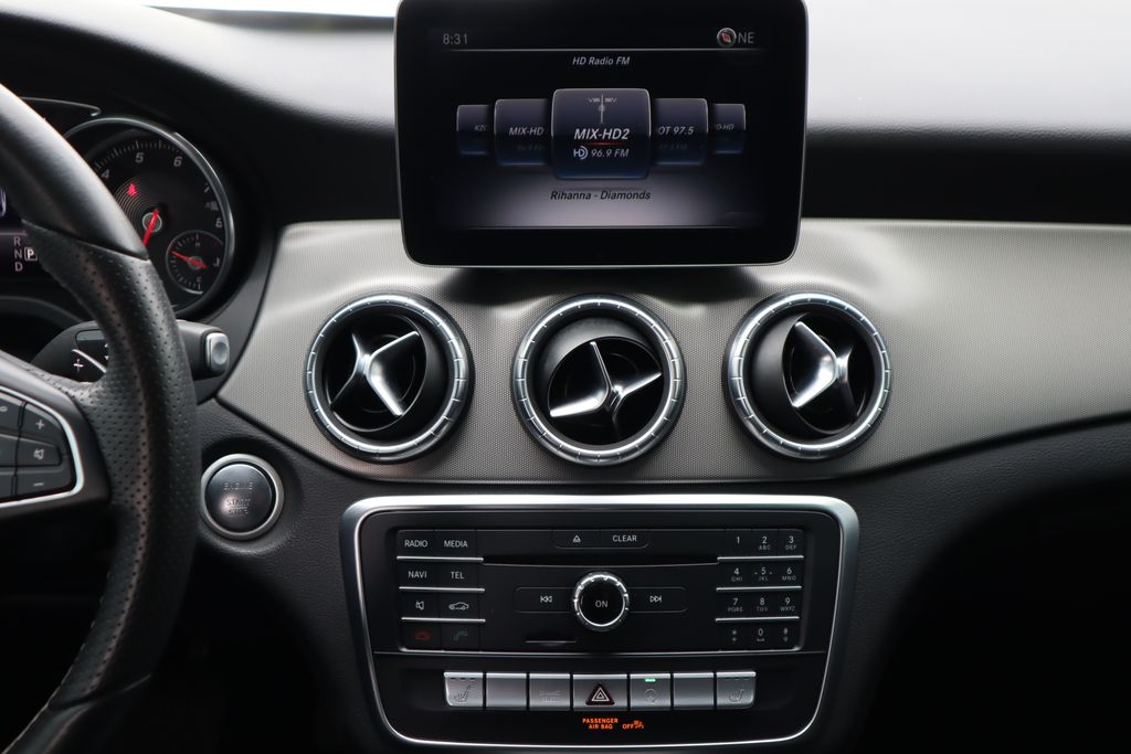 Thumbnail: 2017 Mercedes-Benz CLA - 14