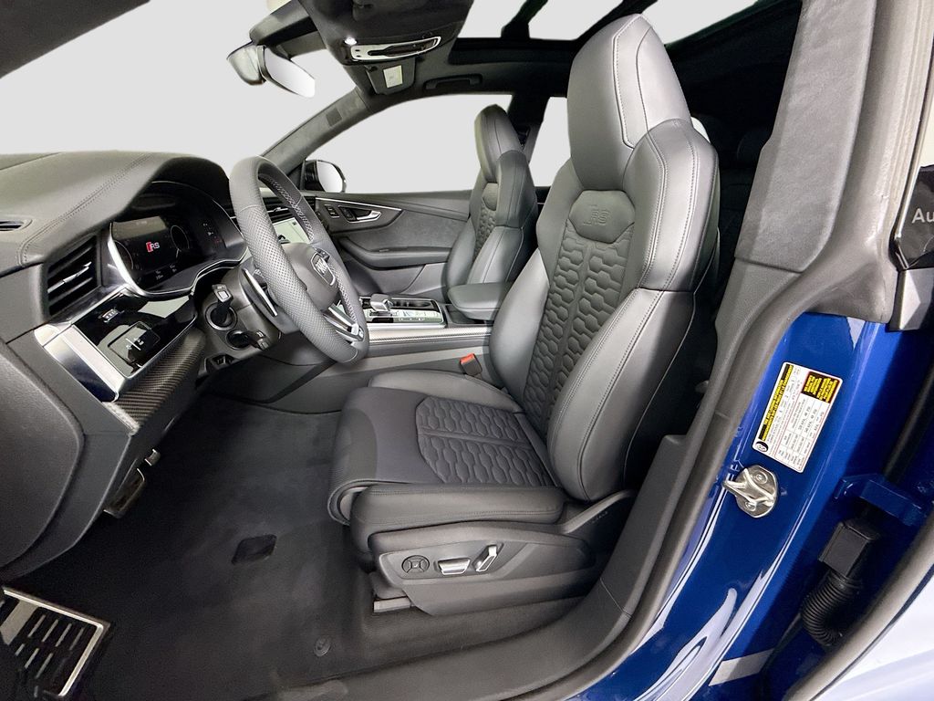 Thumbnail: 2026 Audi RS Q8 - 20