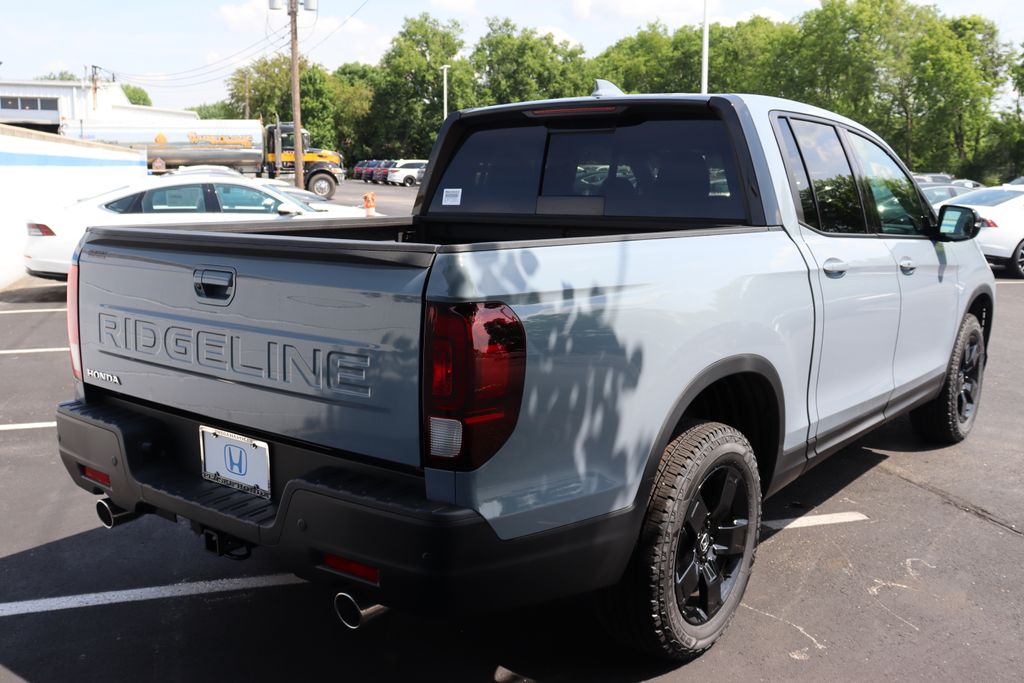 2025 Honda Ridgeline Black Edition 5
