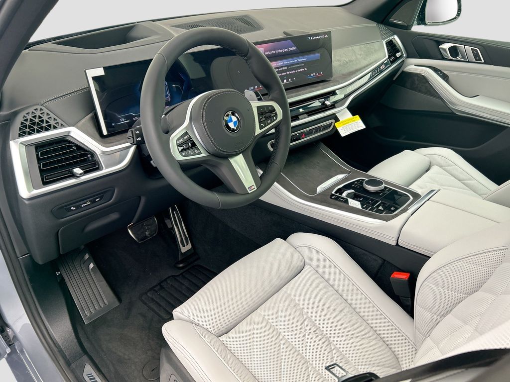 Thumbnail: 2026 BMW X5 - 9