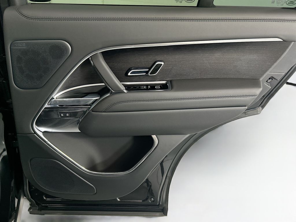 Thumbnail: 2026 Land Rover Range Rover - 26
