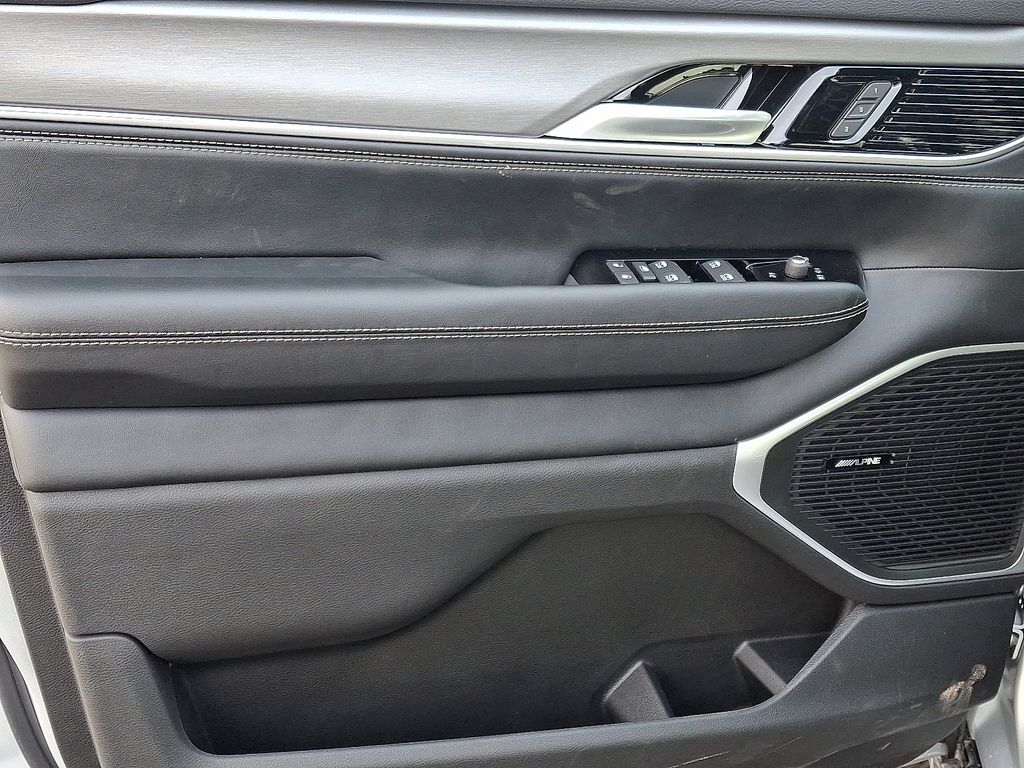 New 2026 Jeep Grand Wagoneer SUV