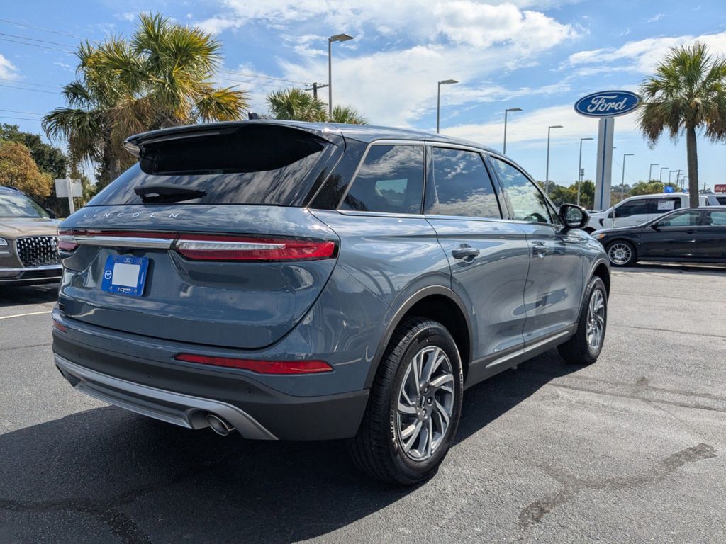 2025 Lincoln Corsair Premiere