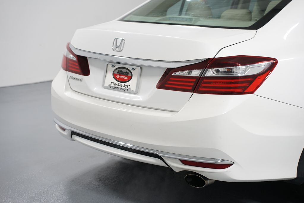 Thumbnail: 2016 Honda Accord - 9