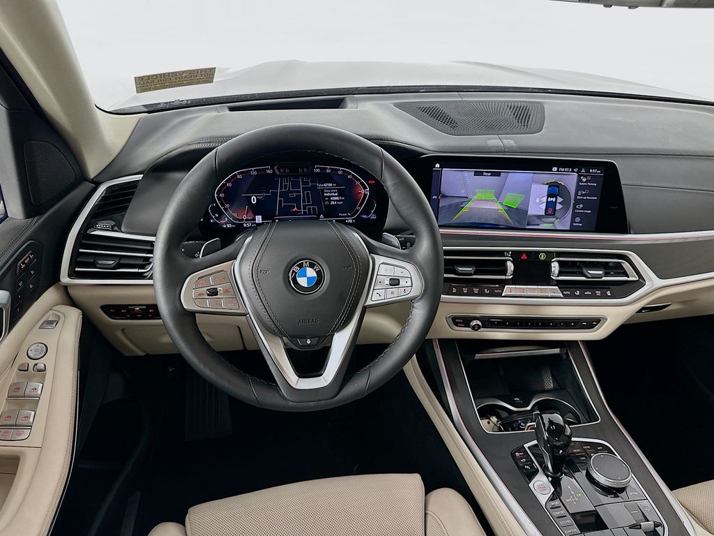2022 BMW X7 xDrive40i 23
