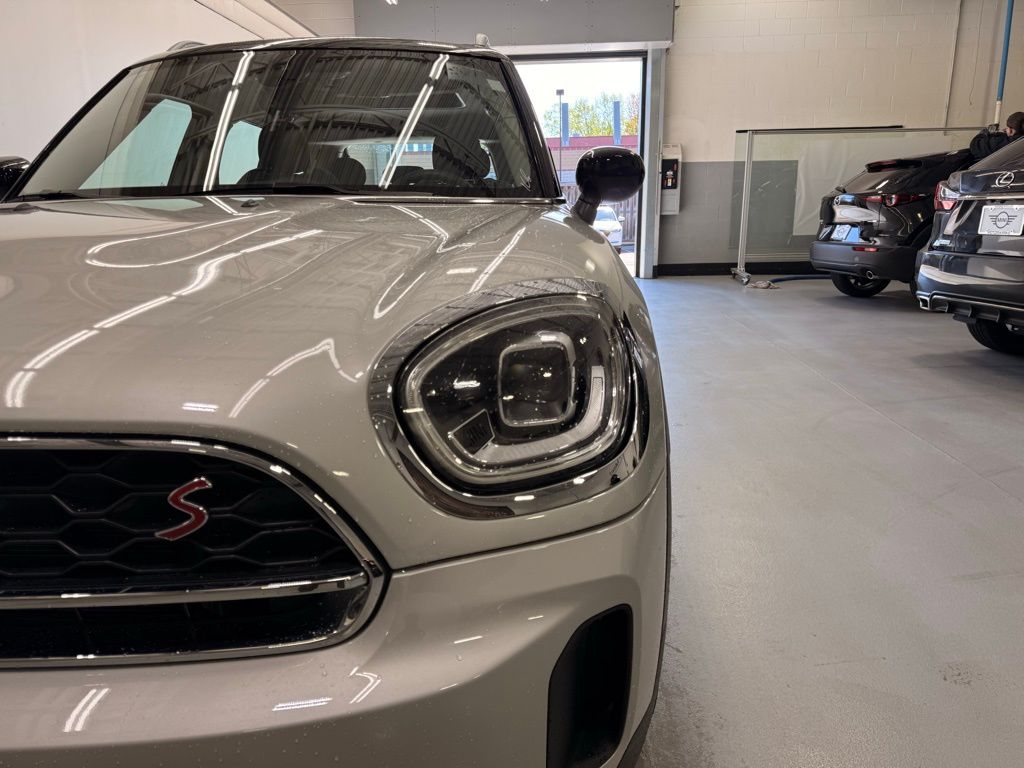 2022 MINI Cooper Countryman S 9