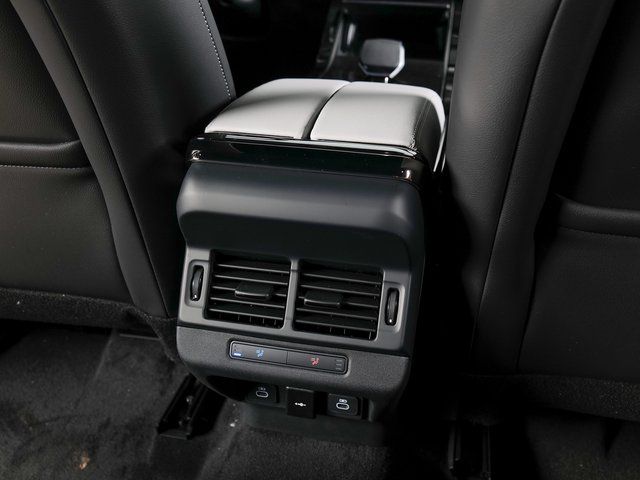 New 2026 White Land Rover Hoxton Edition image 21