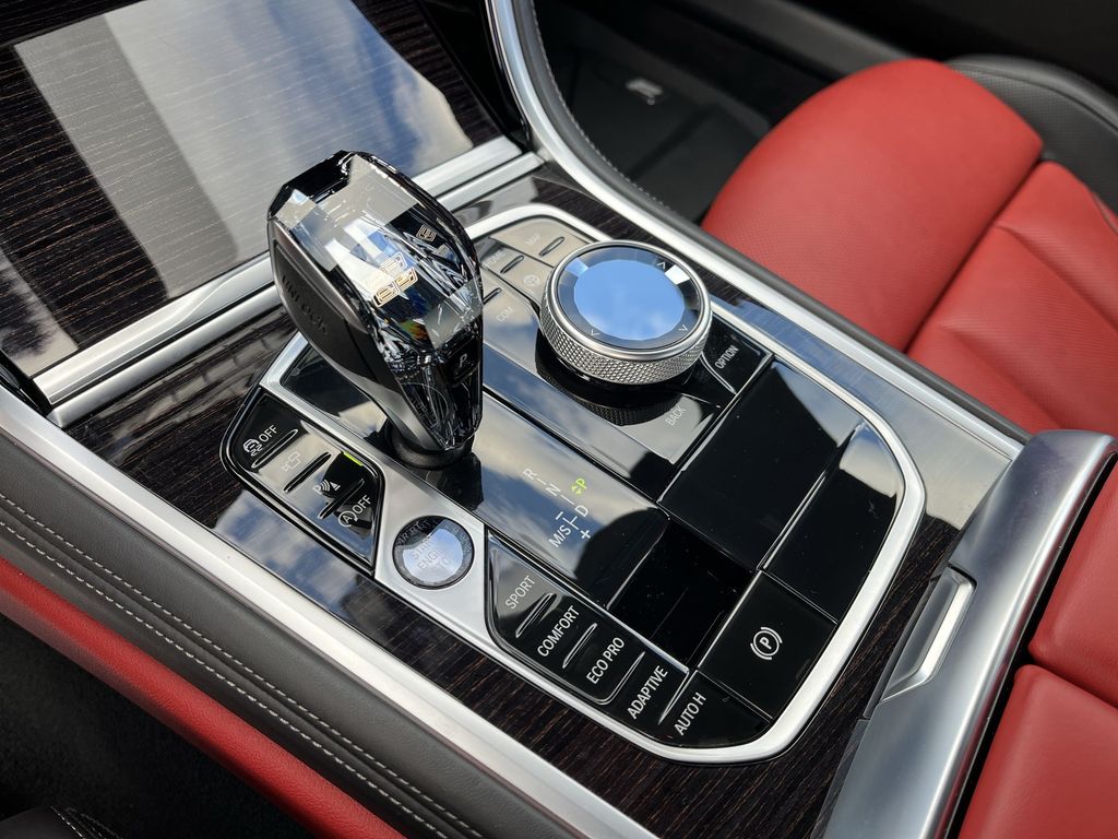 Thumbnail: 2023 BMW 8 Series - 20