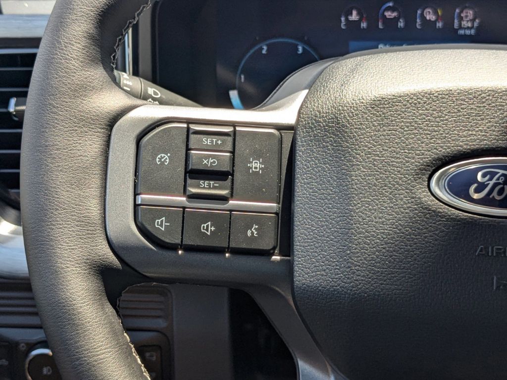 2025 Ford F-550 Super Duty 