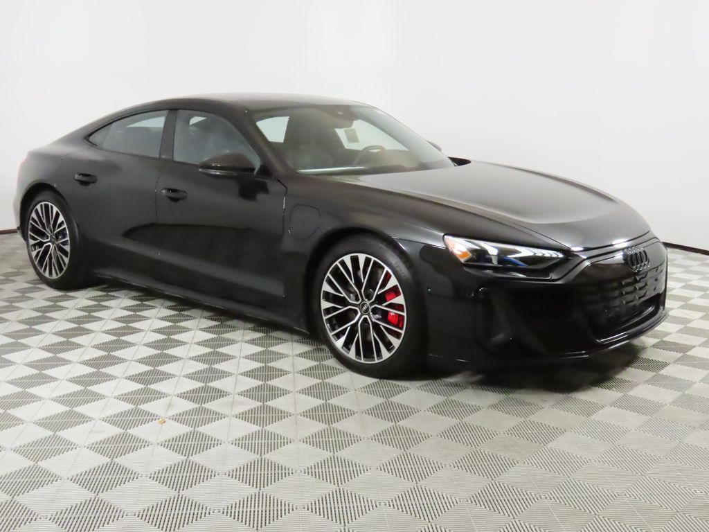 Thumbnail: 2026 Audi e-tron GT - 7