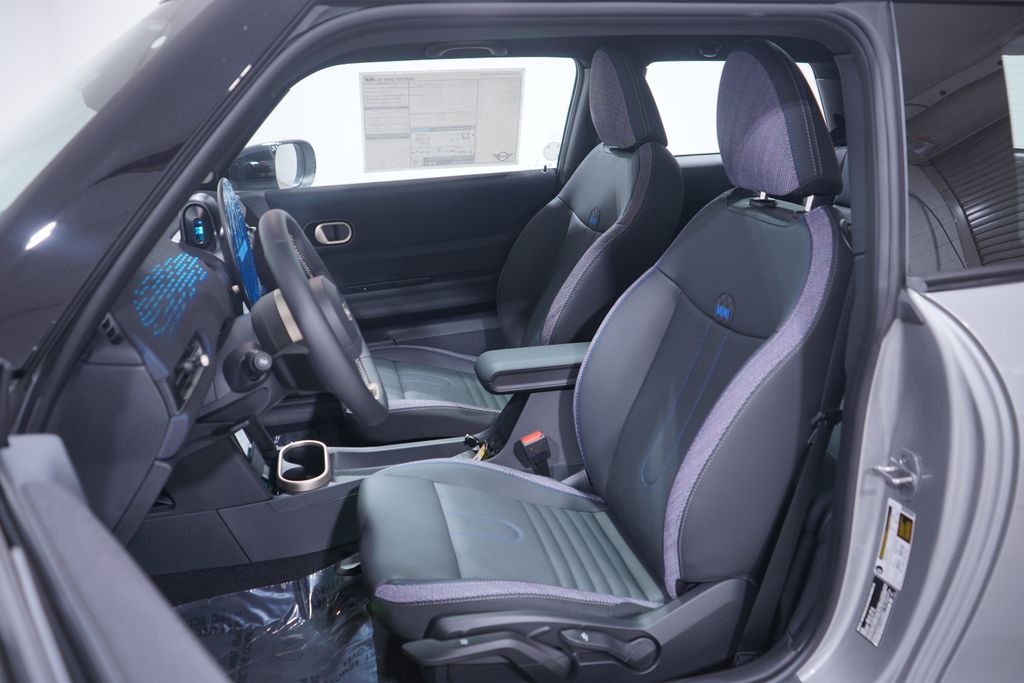 Thumbnail: 2026 MINI Cooper - 8