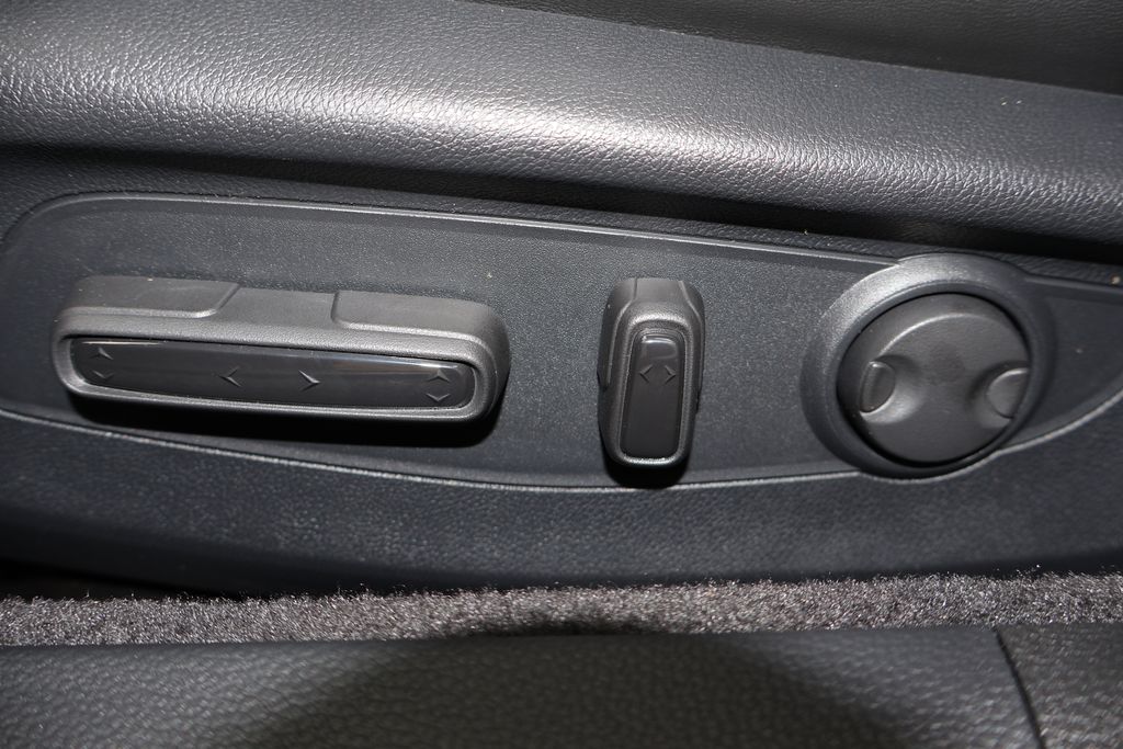 Thumbnail: 2025 Honda Accord - 10