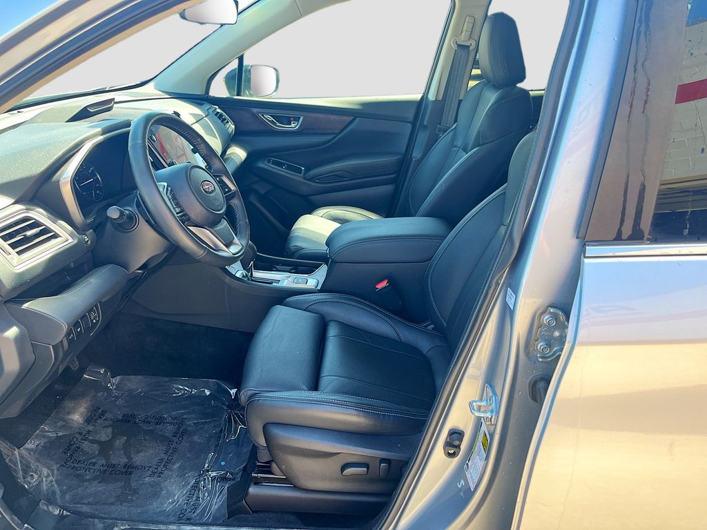 Used 2024 Silver Subaru Touring image 22