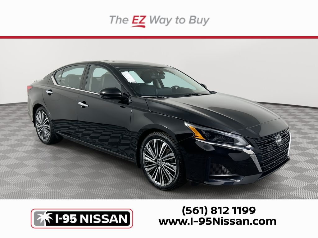 Super Black Clearcoat 2023 Nissan Altima 2.5 SL FWD Sedan Front-Wheel Drive Continuously Variable Transmission