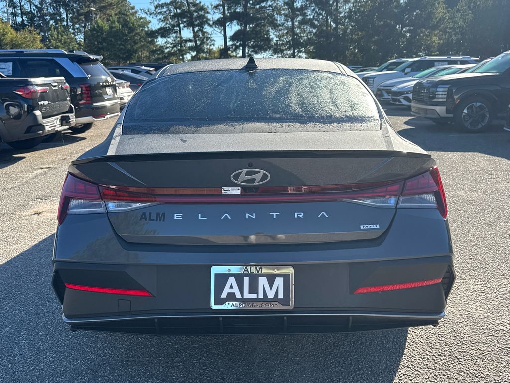 2025 Hyundai Elantra Hybrid SEL Sport photo 4