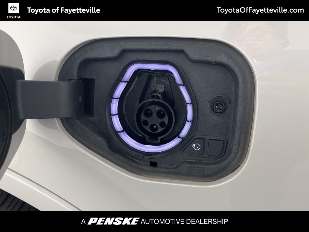 Thumbnail: 2023 Lincoln Aviator - 4