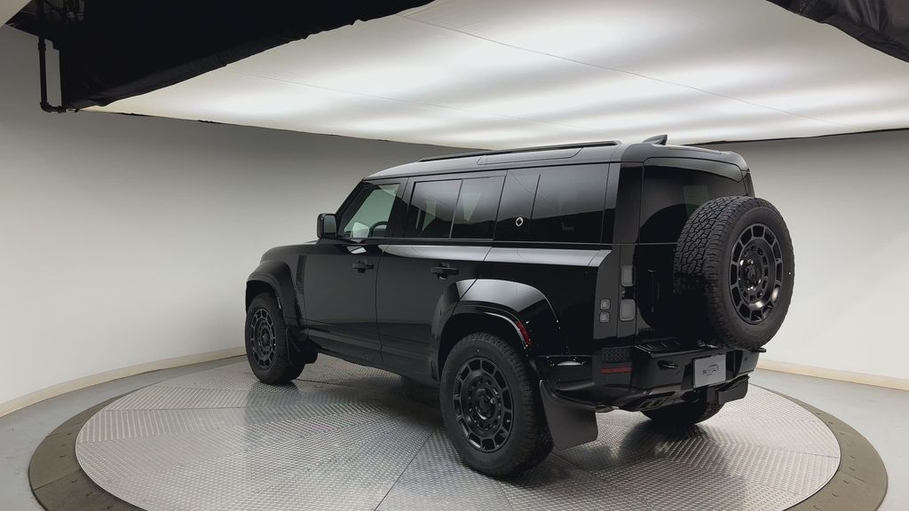 Thumbnail: 2026 Land Rover Defender - 4