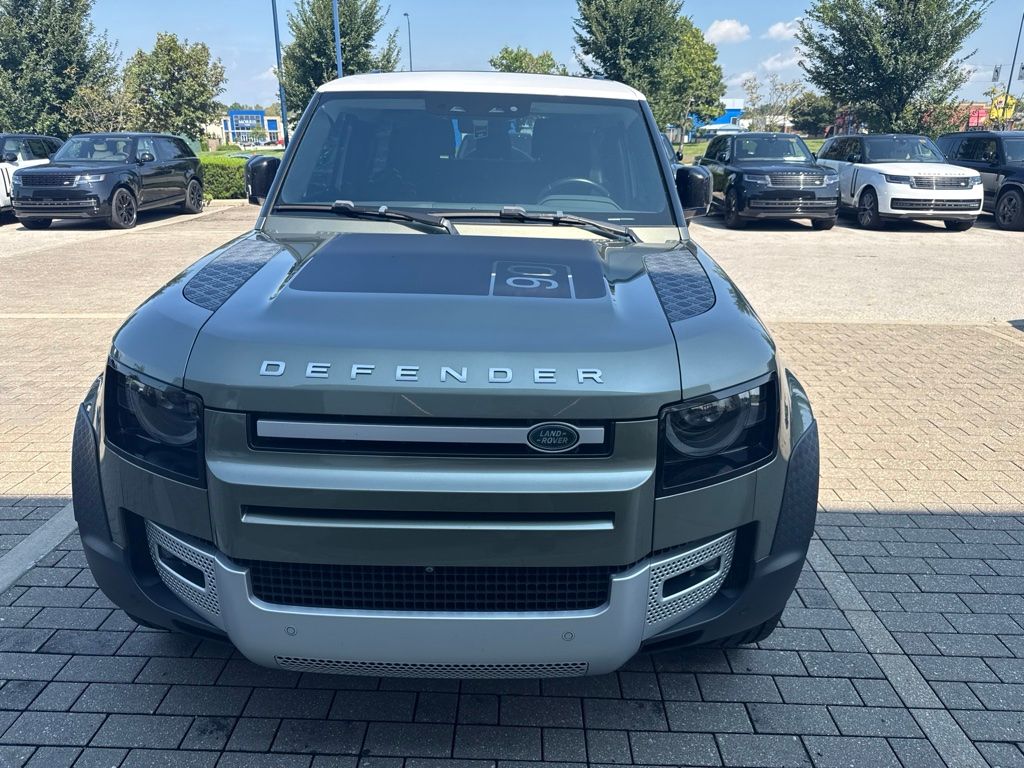 Used 2021 Green Land Rover First Edition image 2